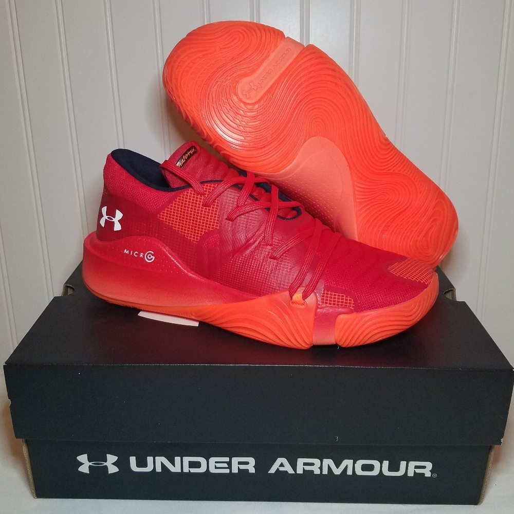 Under Armour Anatomix Spawn Low Basketball Shoes